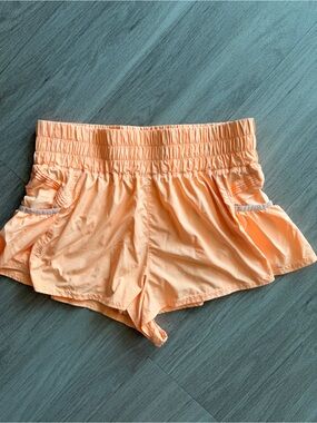 FP Movement by Free People Peach Elastic-Waist Athletic Shorts